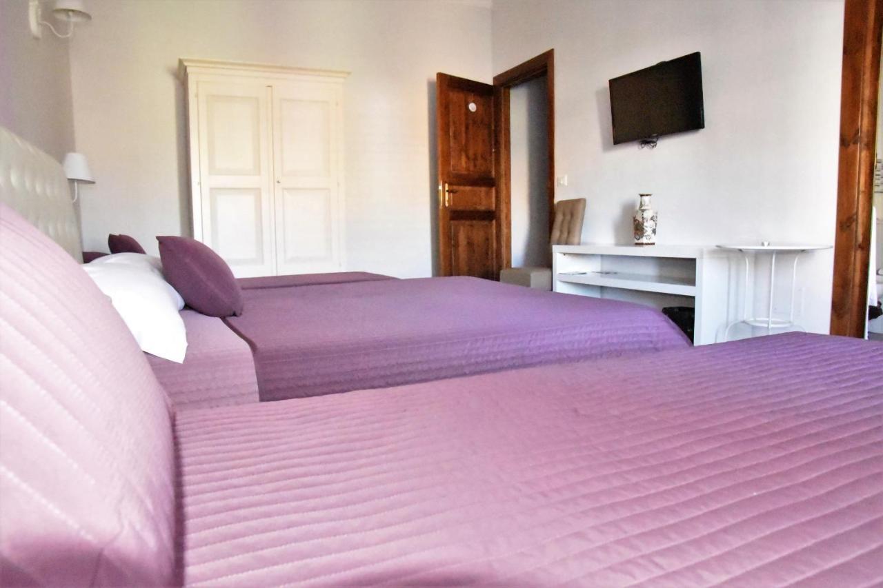 Simonetta'S Rooms Noto Exterior photo