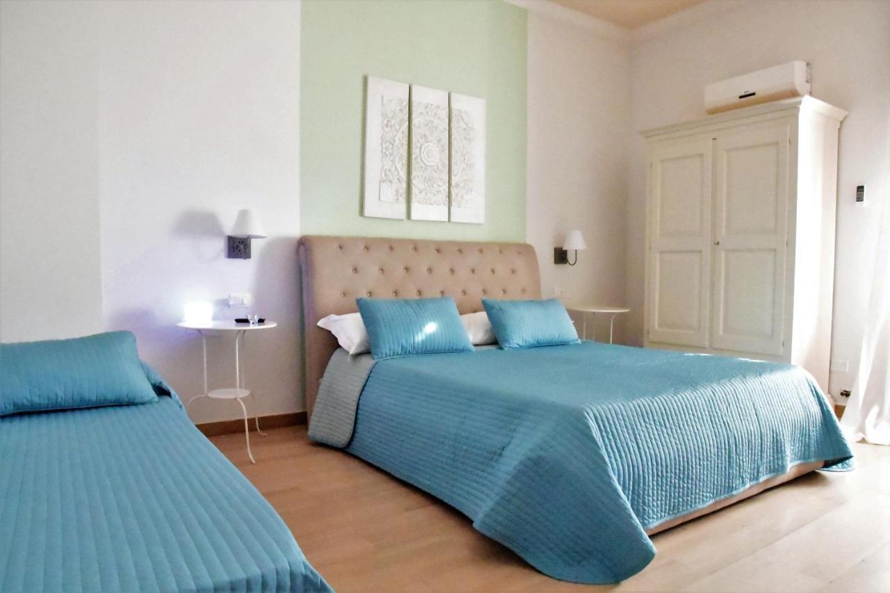 Simonetta'S Rooms Noto Exterior photo